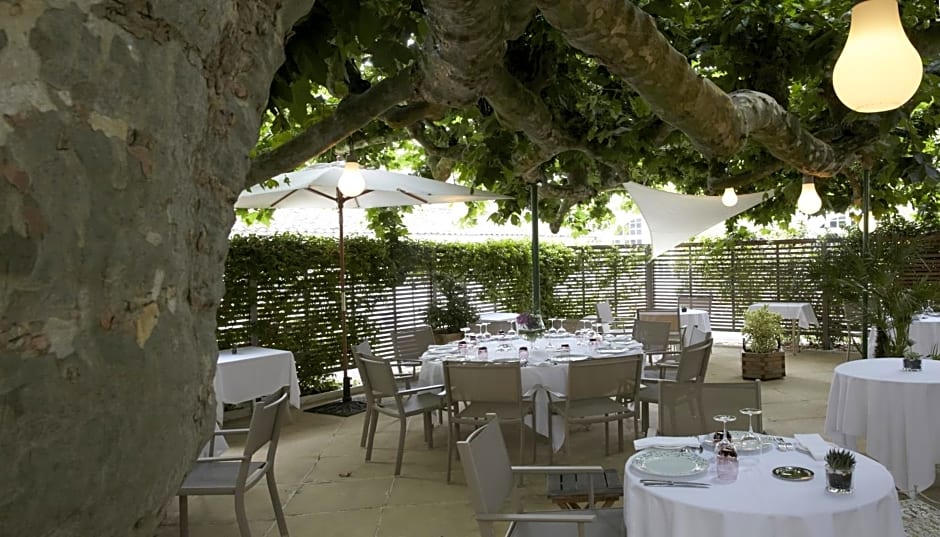 Logis Hôtel - Restaurant Maison Claude Darroze
