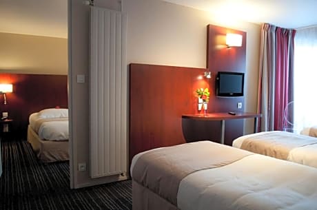 One Double Bed 3 Single Beds