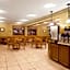 Motel 6-Oak Creek, WI