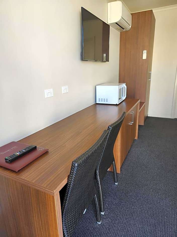 Jane Eliza Motor Inn