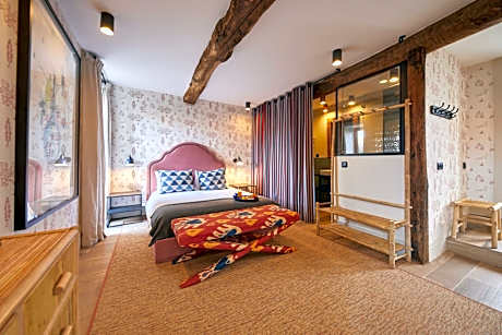 THE PINTA Boutique