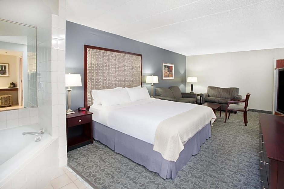 Holiday Inn Hotel & Suites Chicago-Carol Stream/Wheaton