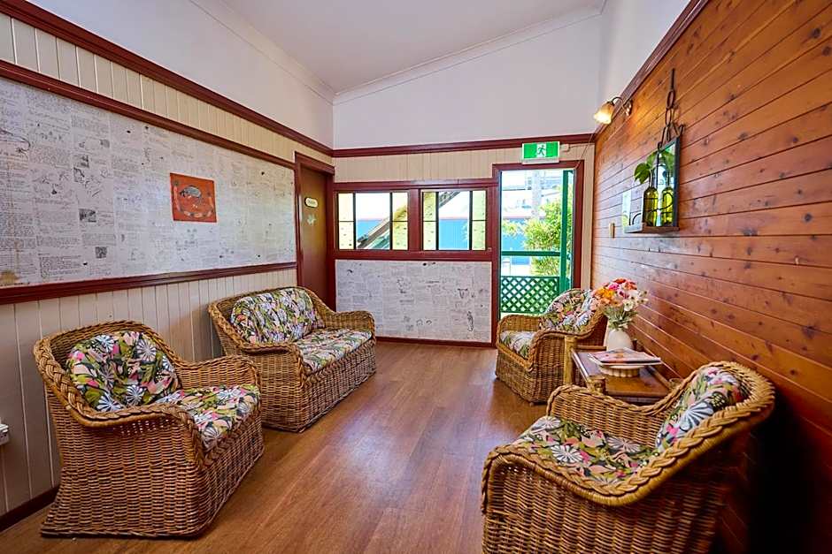 On The Wallaby Eco Lodge