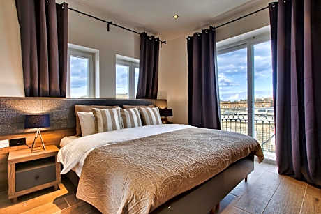 Deluxe Double Room with Balcony