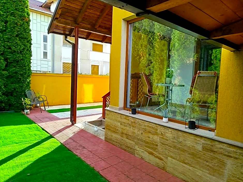 Boutique Casa Galbena