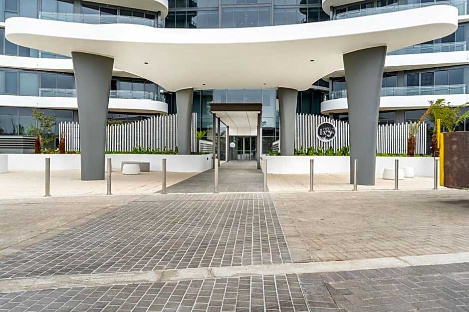 Stylish Phillip apartment with gym and pool - Hosted by CanStay