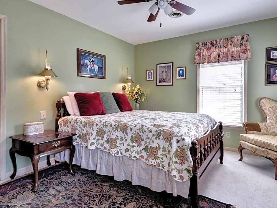 Aldrich House Bed & Breakfast