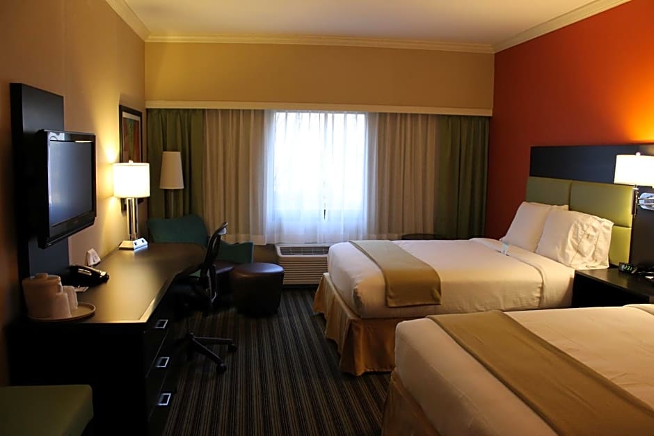 Holiday Inn Express Princeton Southeast