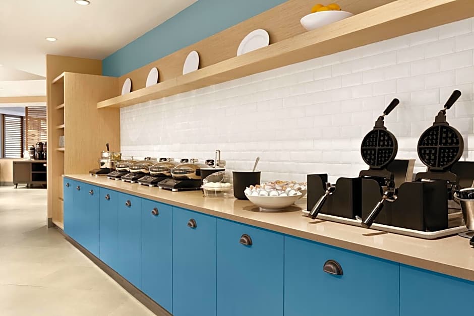 Country Inn and Suites by Radisson Seattle-Bothell WA