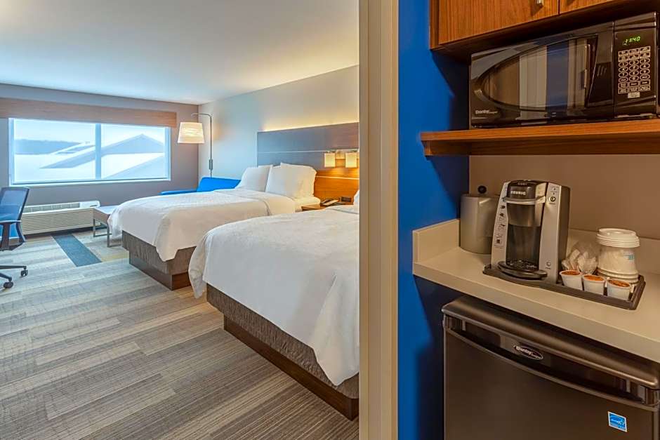 Holiday Inn Express & Suites Rice Lake By IHG