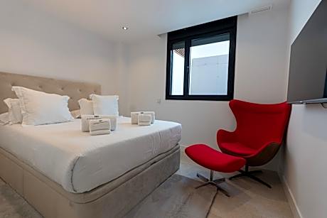 Three-Bedroom Apartment with Sea View
