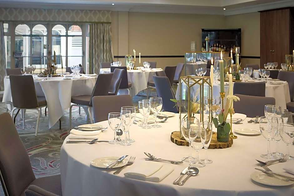 DoubleTree by Hilton St. Anne's Manor