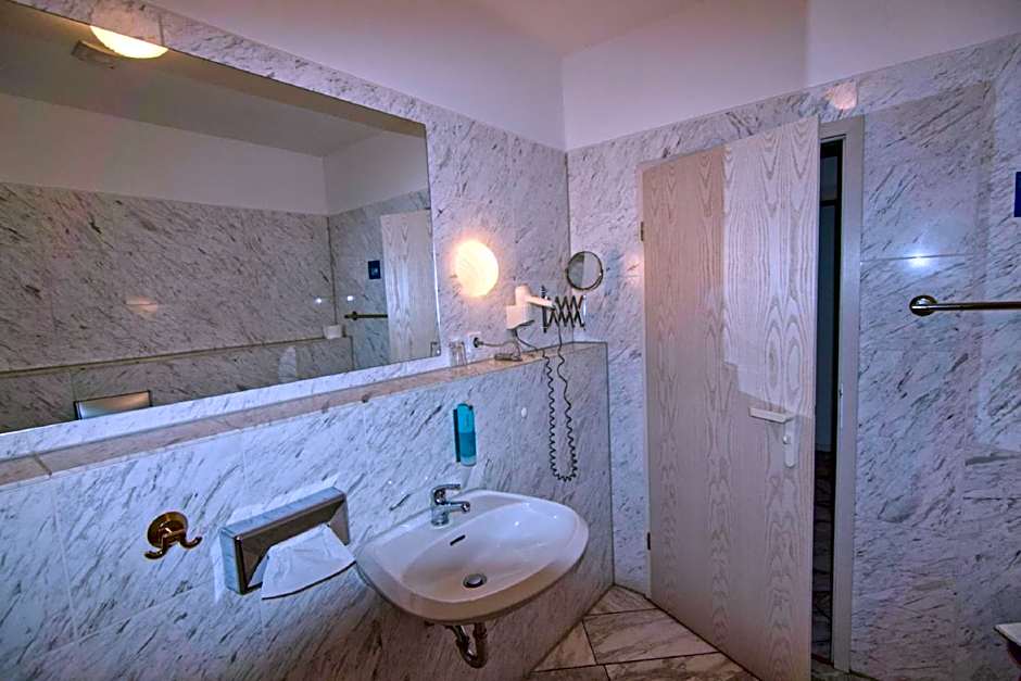Hotel Sachsischer Hof