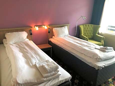 Twin Room with Lake View