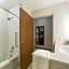 Holiday Inn Express & Suites San Marcos South By IHG