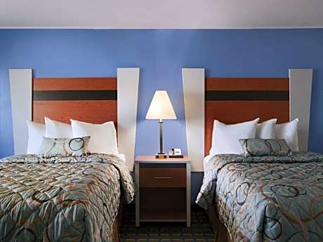 Deluxe Double Room - Disability Access/Non-Smoking