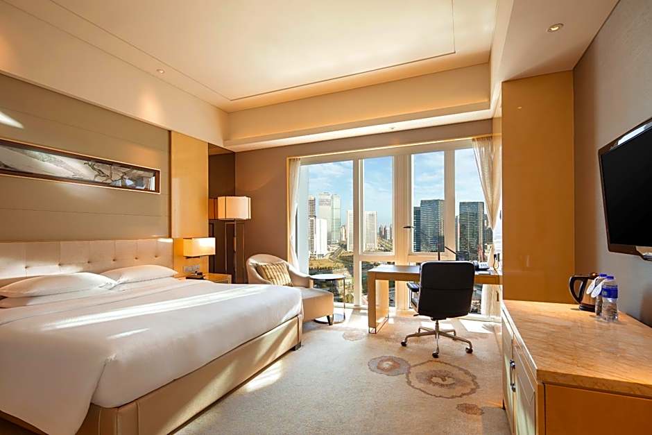 Photo 1 of 4 of 1 King Bed, Mobility Accessible