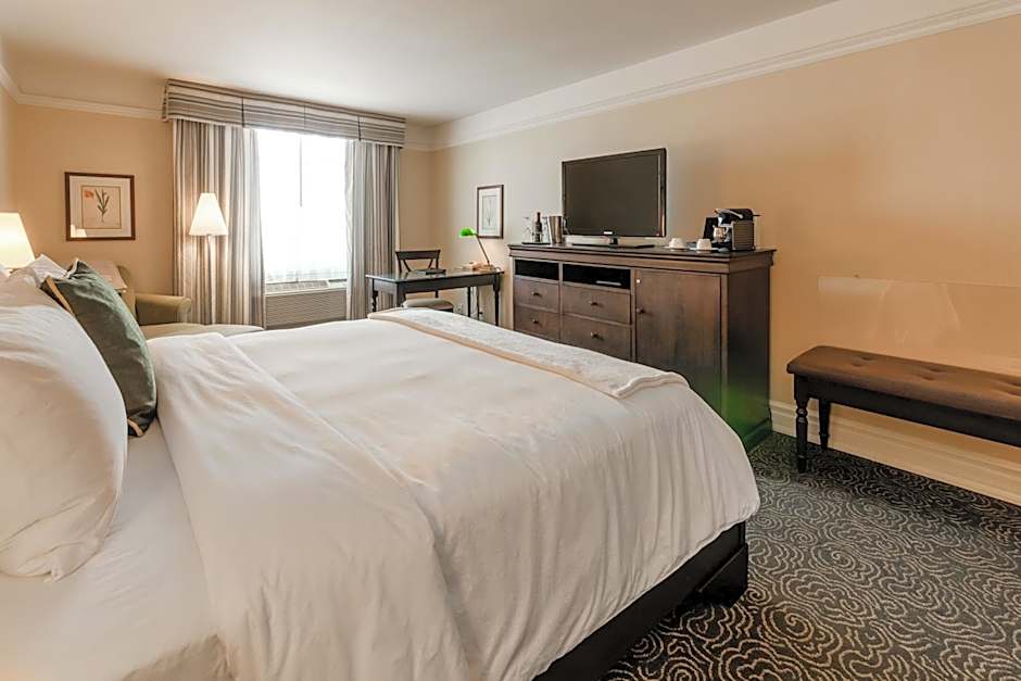 Le St-Martin Hotel & Suites