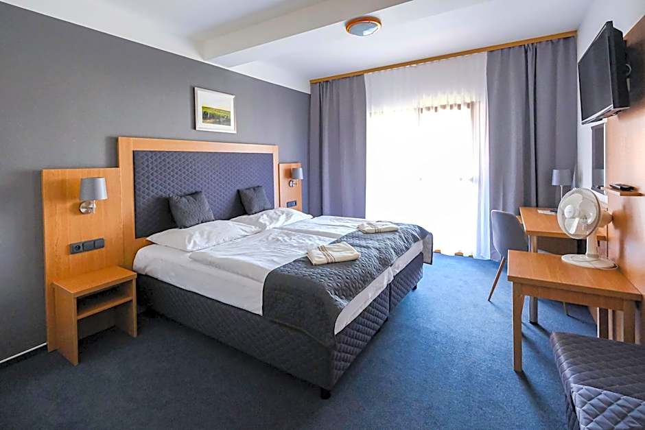 Hotel Rustikal Hustopeče - U Mandloňových sadů