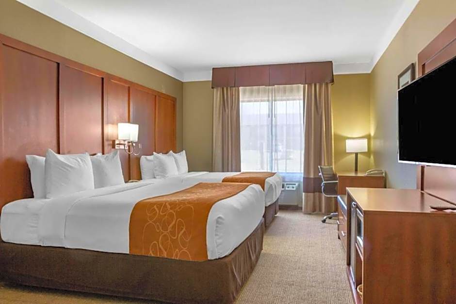 Comfort Suites Plainview