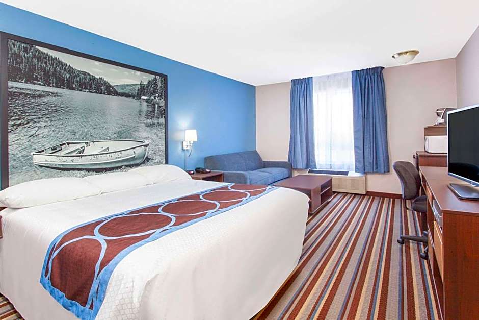 Super 8 by Wyndham Fort Frances