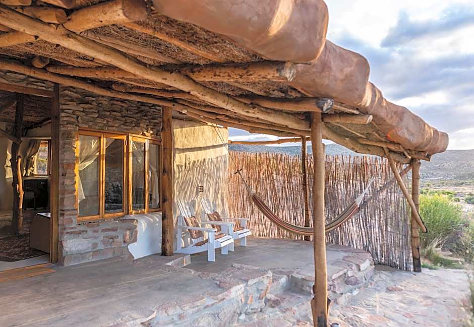 Oudrif Strawbale Retreat