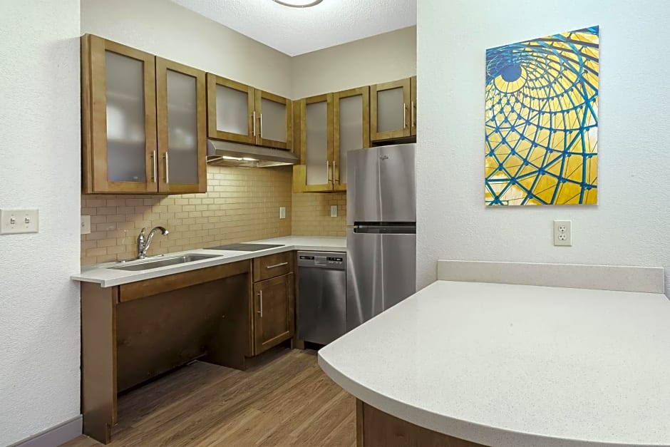 Staybridge Suites Columbia-Highway 63 & I-70 By IHG