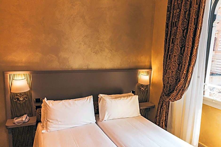 Hotel Fellini