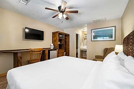 Standard King Room
