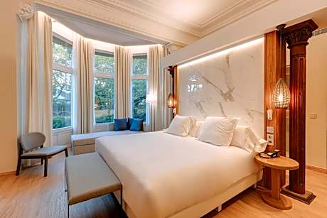 Suite Suite Tibidabo 32 with Hammam, Hydromassage Bathtub and Sauna