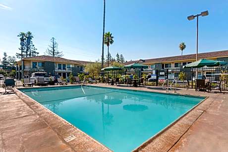 Sonoma Winegrower's Inn