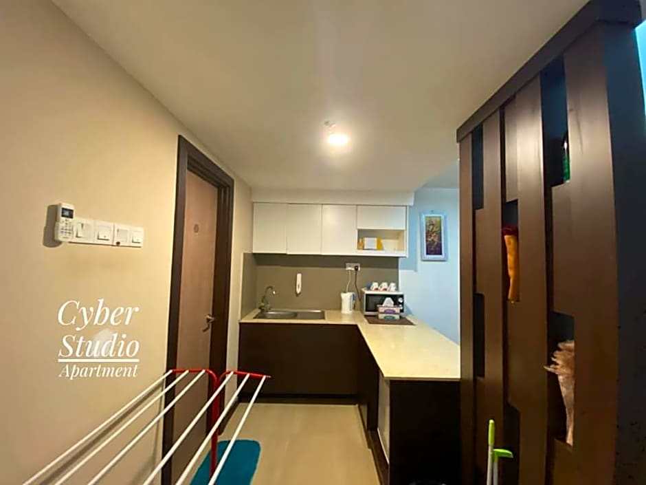 Cyber Studio Apartment