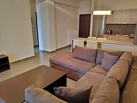 Samaras Apartments Le Grand