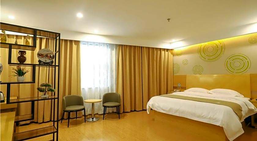 GreenTree Inn Yichun Development Zone Bus Terminal