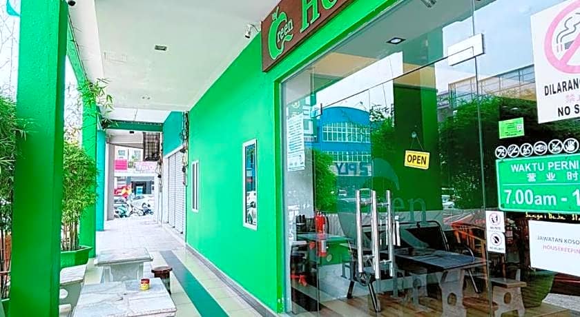 Green Hotel