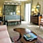 Williamsburg Inn, an official Colonial Williamsburg Hotel