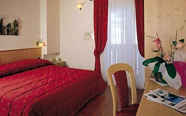 Hotel Zirmes