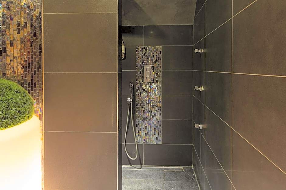 Hostellerie Du Chapeau Rouge