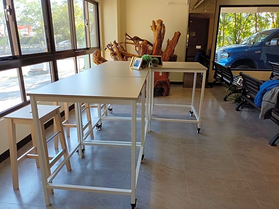 Lutel Hotel Xpark Gloria Outlets Shin Kong Cinemas