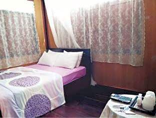 Baanchompoo Homestay