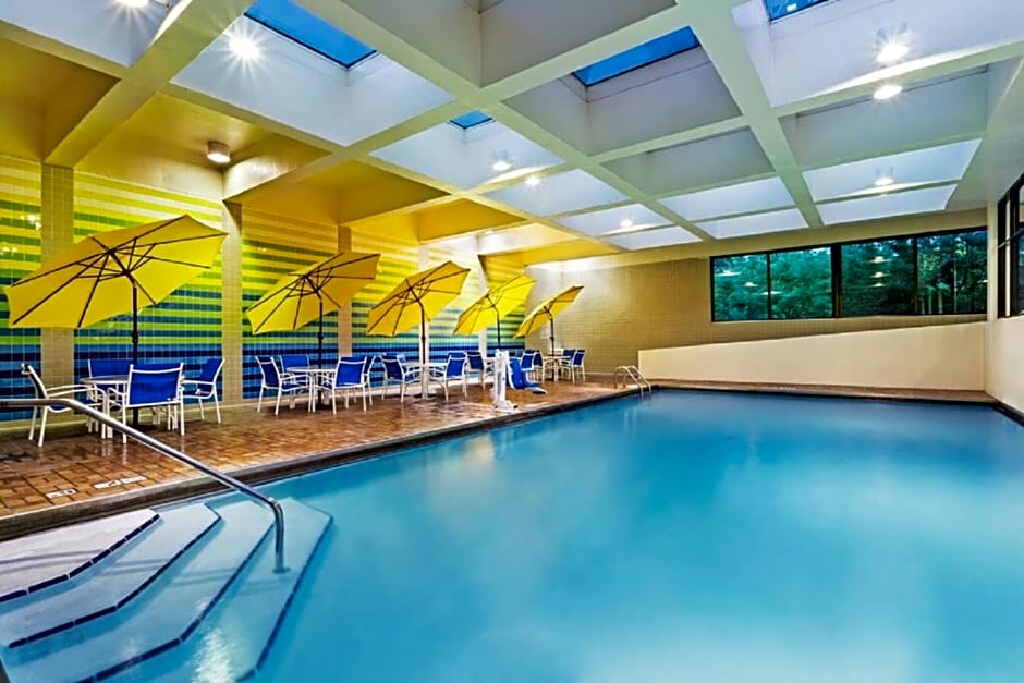 Crowne Plaza Hotel Knoxville, an IHG Hotel