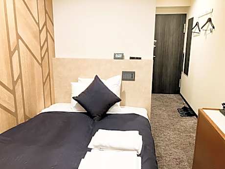 Smoking Single bedroom