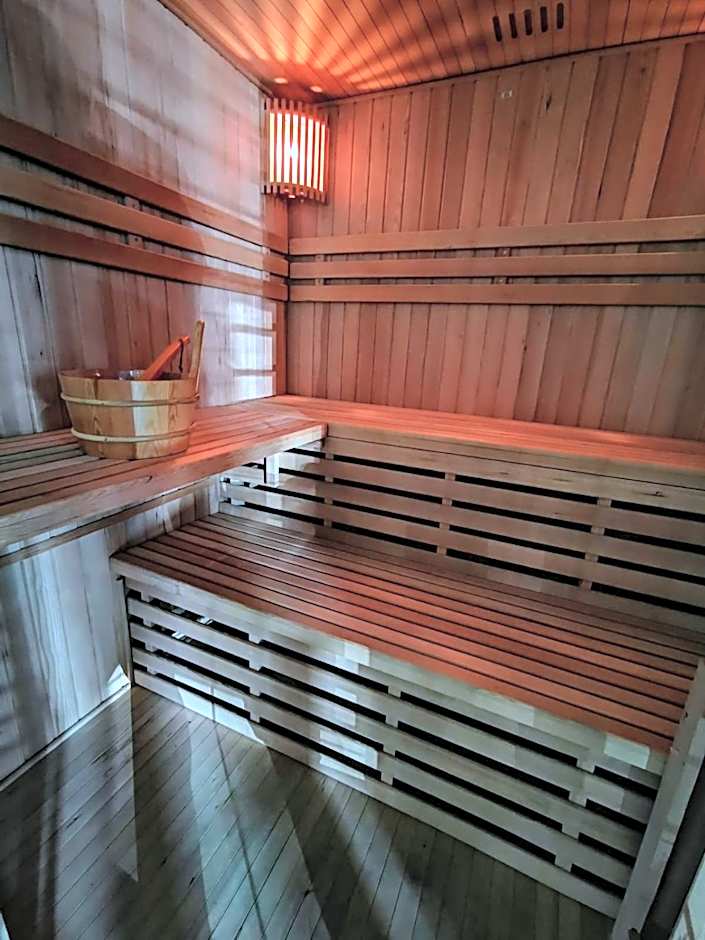 Aviator Hotel Restauracja & SPA