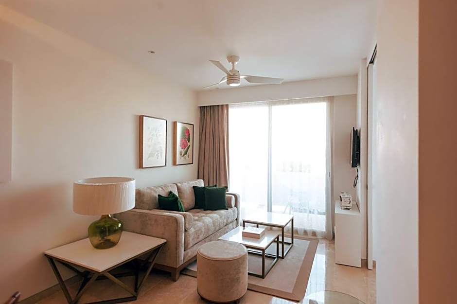 Antera Hotel & Residences