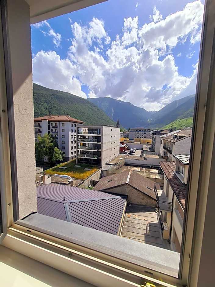 Hôtel de la Poste Martigny - City Center