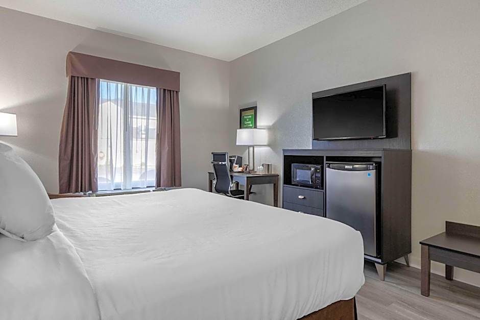 Econo Lodge At The University