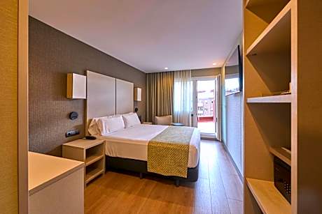 Double Room with Terrace