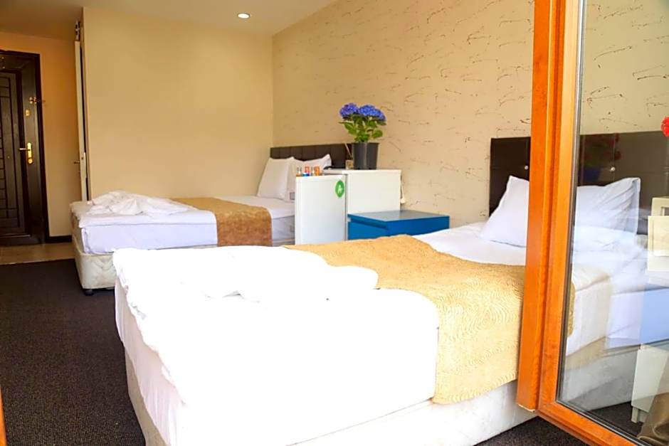 holiday family apart