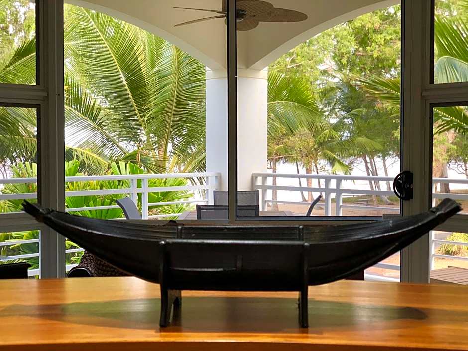 Villa Beach Palm Cove