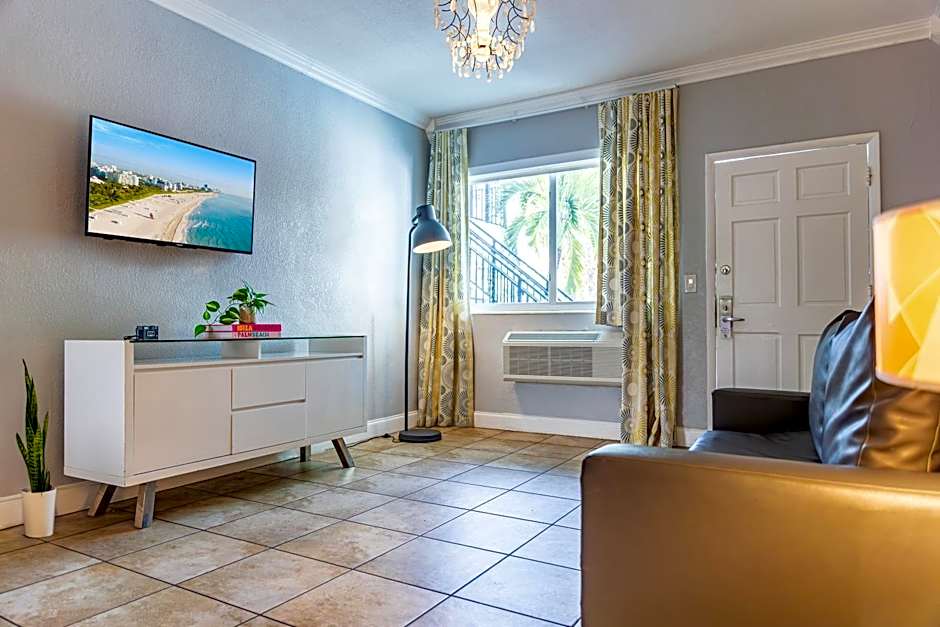 Beachside All Suites Hotel